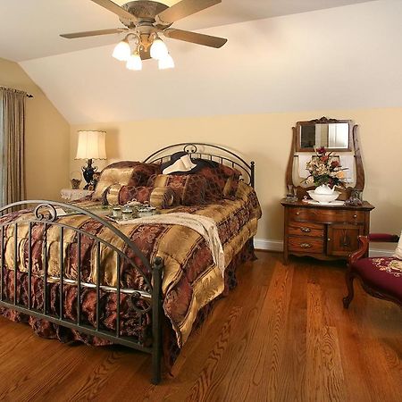 Bluegrass Country Estate Bed & Breakfast La Grange ภายนอก รูปภาพ